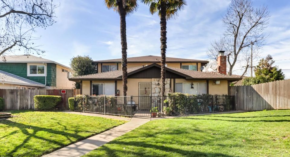 831 Cathedral Ct, Sacramento, CA 95825 Photo