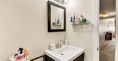 831 Cathedral Ct, Sacramento, CA 95825 Photo