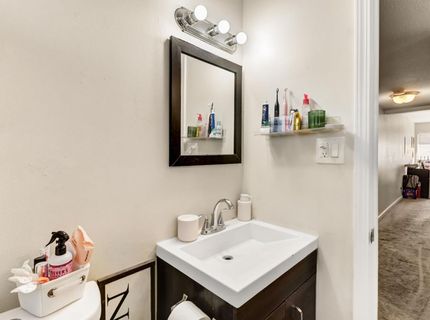 831 Cathedral Ct, Sacramento, CA 95825 Photo