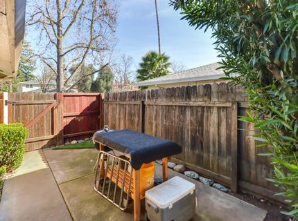 831 Cathedral Ct, Sacramento, CA 95825 Photo