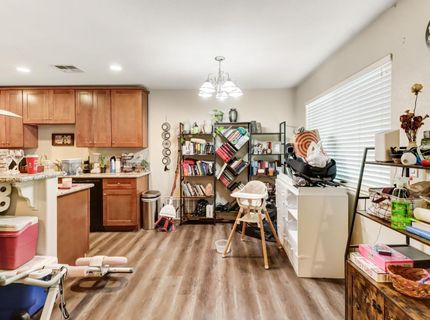 831 Cathedral Ct, Sacramento, CA 95825 Photo