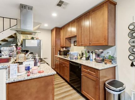 831 Cathedral Ct, Sacramento, CA 95825 Photo