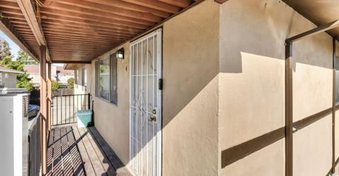 831 Cathedral Ct, Sacramento, CA 95825 Photo