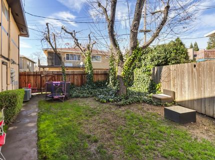 831 Cathedral Ct, Sacramento, CA 95825 Photo