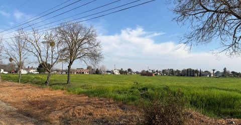 3651 Seymour Ave, West Sacramento, CA 95691 Photo