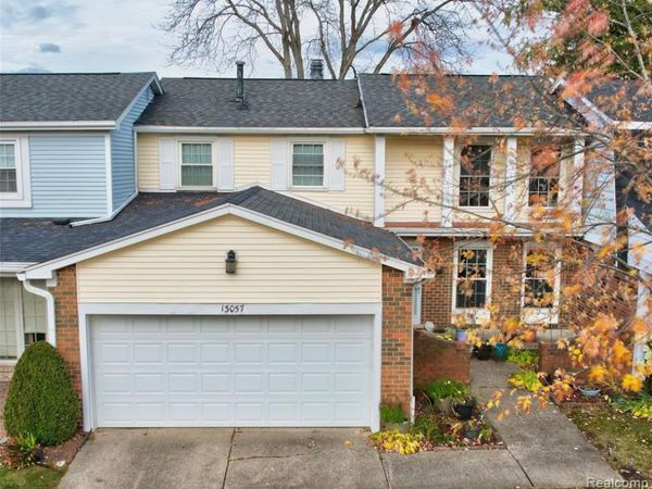 13057 Lockmoor Drive, Grand Blanc, MI 48439