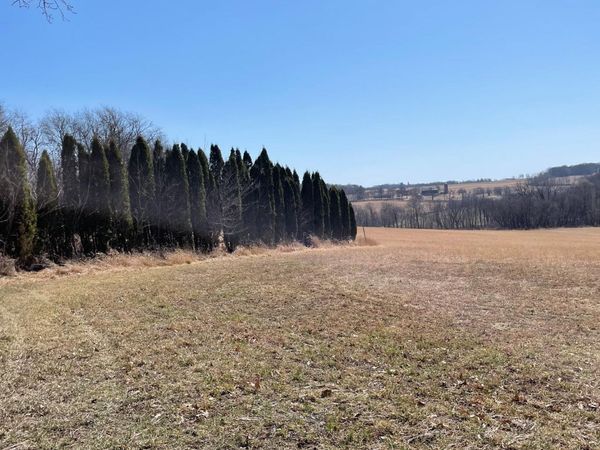 Mohns Clark Road, Brodhead, WI 53520