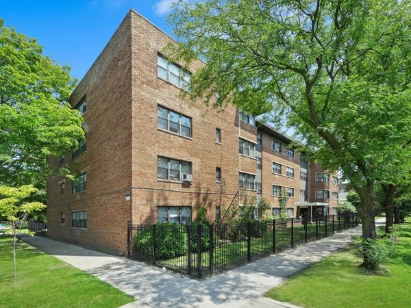 7801 S South Shore Drive , Chicago, IL 60649