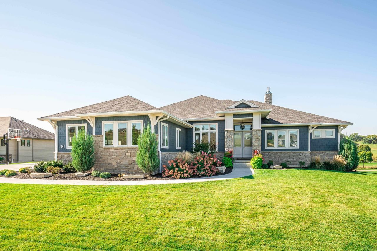 3541 Wanamaker Way, Sioux City, IA 51106 Main Photo