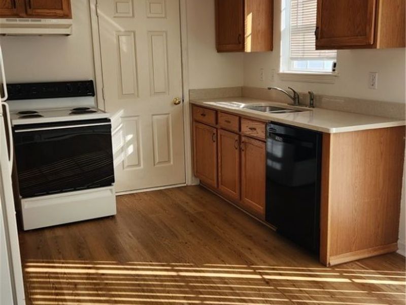 15539 Nantucket Cove, Unit 2, Middlefield, OH 44062 Photo 6