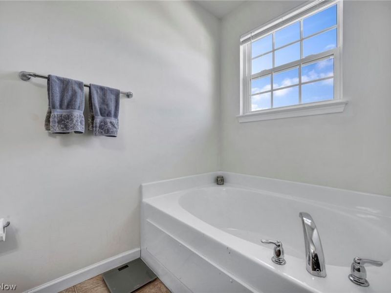 36891 Tail Feather Dr, North Ridgeville, OH 44039 Photo 25