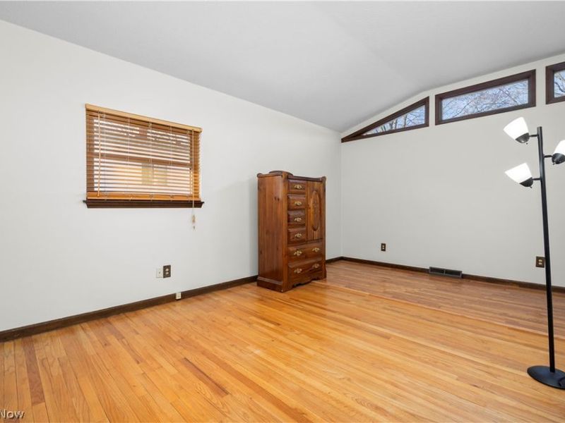 26619 Redwood Drive, Olmsted Falls, OH 44138 Photo 23