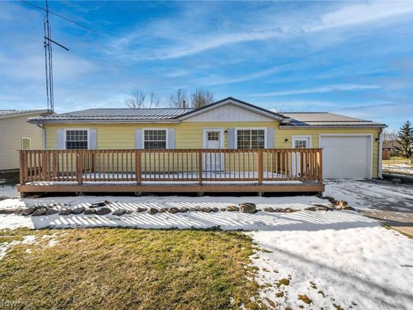 242 Jackson Street, Jefferson, OH 44047