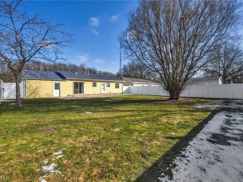 242 Jackson Street, Jefferson, OH 44047 Photo 2