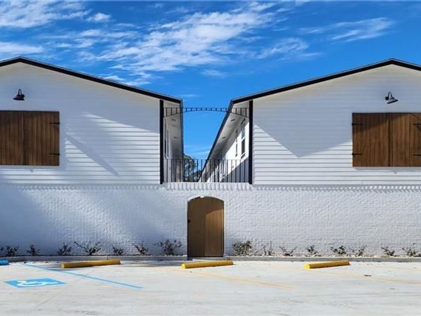 141 HOOVER Drive , Unit 105, Slidell, LA 70461