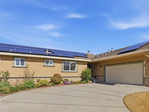 5143 5143 Saddle Brook DR, Oakland, CA 94619