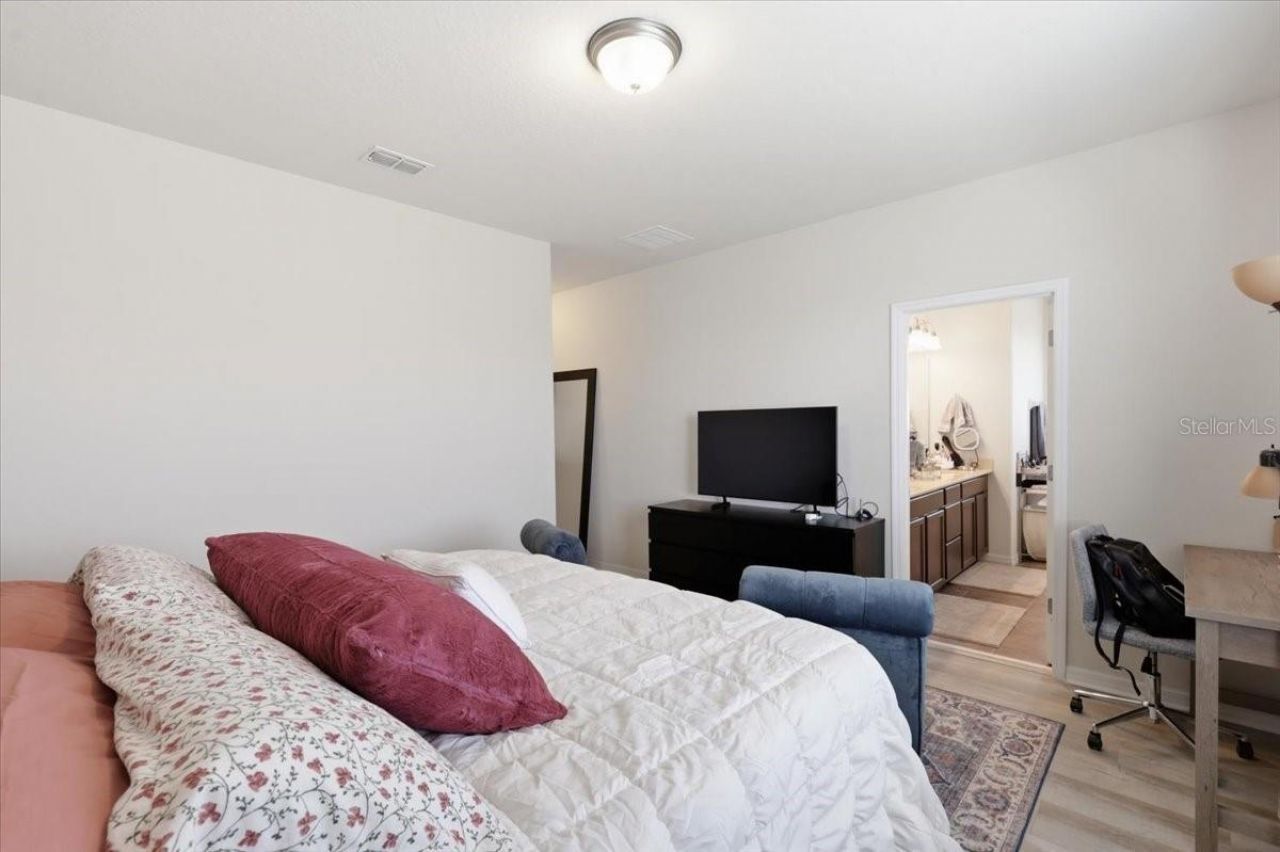 4915 Southlawn Avenue, Orlando, FL 32811 Photo