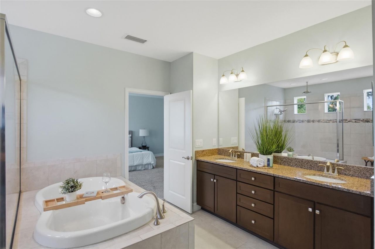 3608 Shadow Arbor Way, Lutz, FL 33548 Photo