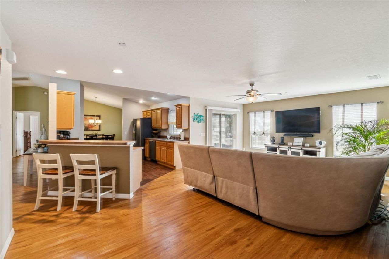 18030 Bayamon Avenue, Polk City, FL 33868 Photo