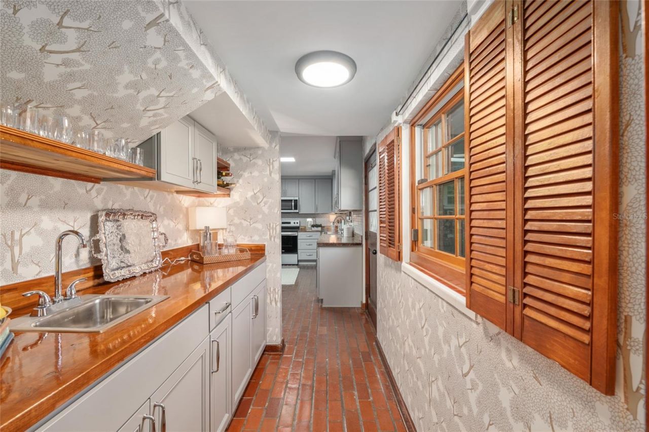 1801 NW 30th Terrace, Gainesville, FL 32605 Photo