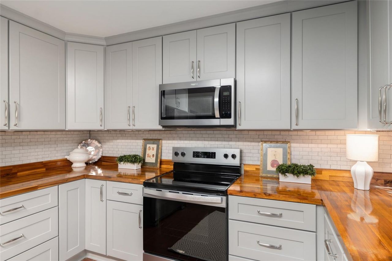 1801 NW 30th Terrace, Gainesville, FL 32605 Photo