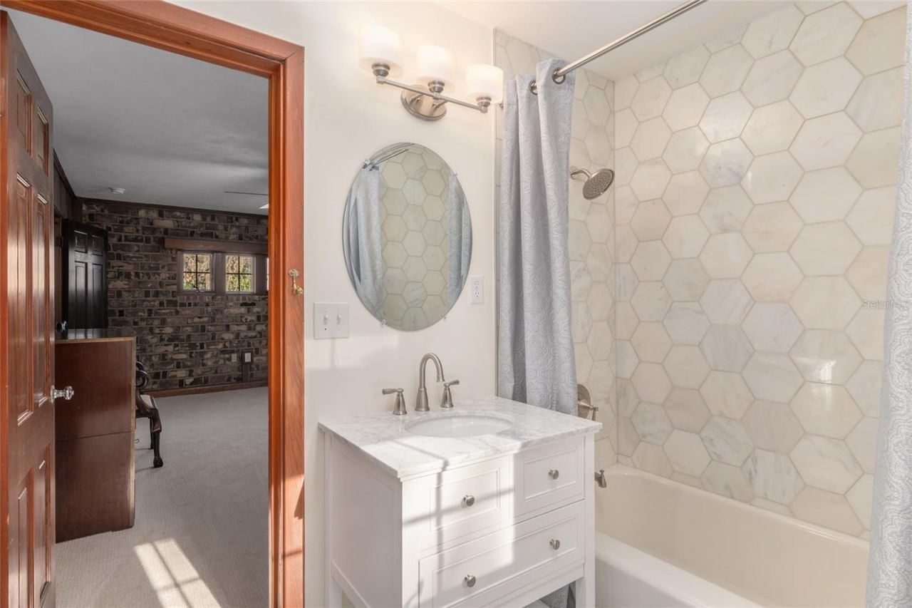 1801 NW 30th Terrace, Gainesville, FL 32605 Photo