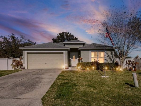 895 VANDERBILT DRIVE , EUSTIS, FL 32726