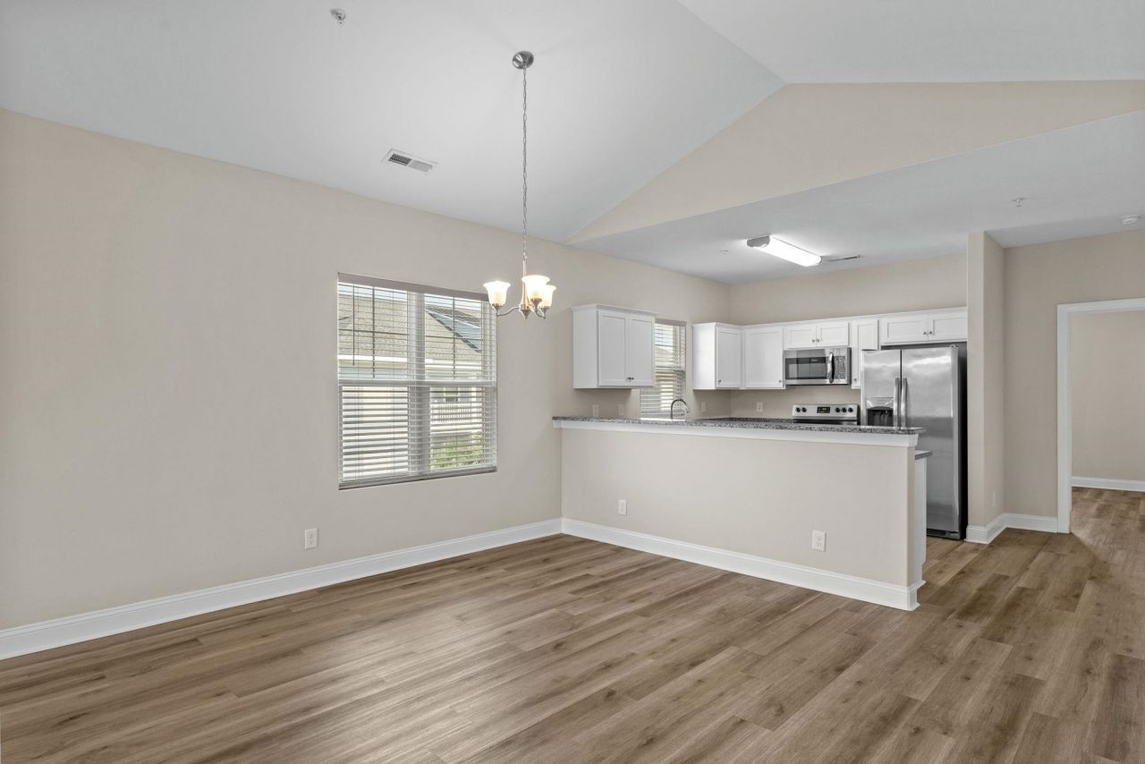 340 Kiskadee Loop  Photo 9