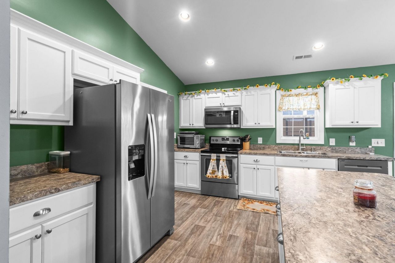 905 Futrell St. Photo 12