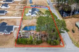 905 Futrell St. photo 4