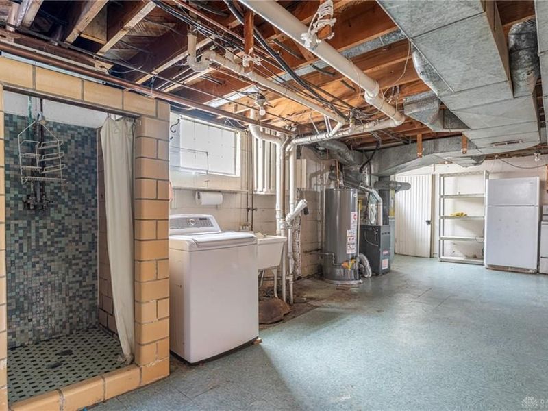 135 Puritan Place, Dayton, OH 45420 Photo 32