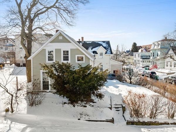 26 Sagamore St, Lynn, MA 01902