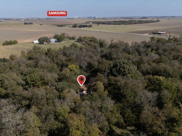 75 County Road 129, Taylor, TX 76574