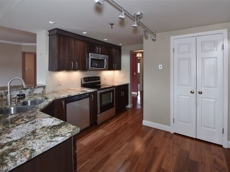 19000 Lake Road, Unit 2315, Rocky River, OH 44116 Photo 18