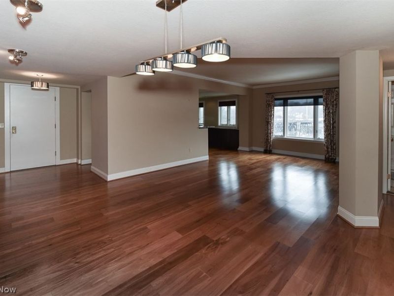 19000 Lake Road, Unit 2315, Rocky River, OH 44116 Photo 5