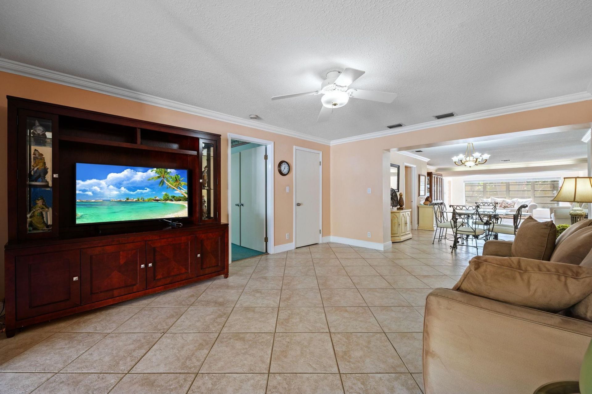 947 Lincoln Street, Hollywood, FL 33019 Photo