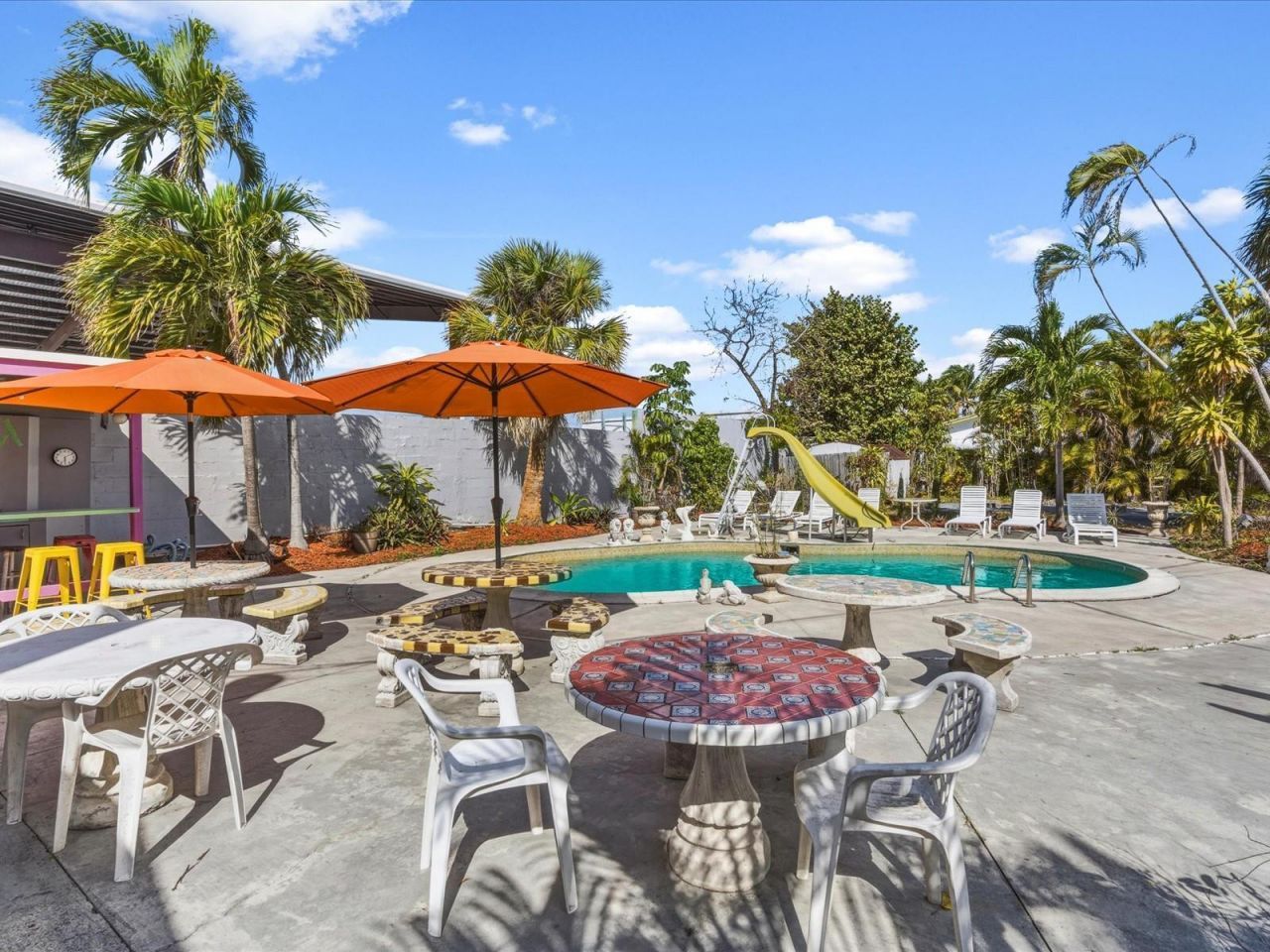 560-564 NE 34th Street, Oakland Park, FL 33334 Photo