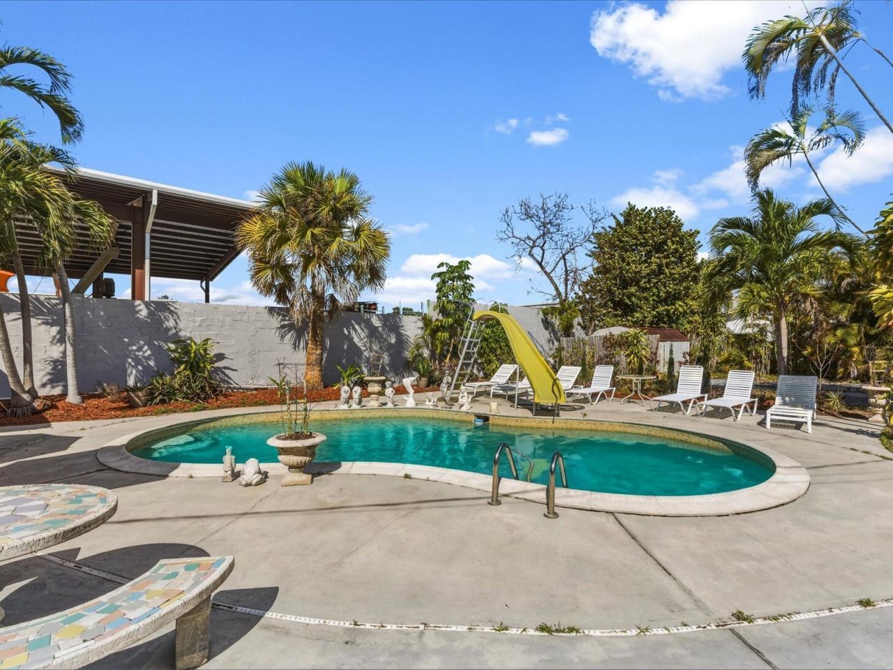 560-564 NE 34th Street, Oakland Park, FL 33334 Photo