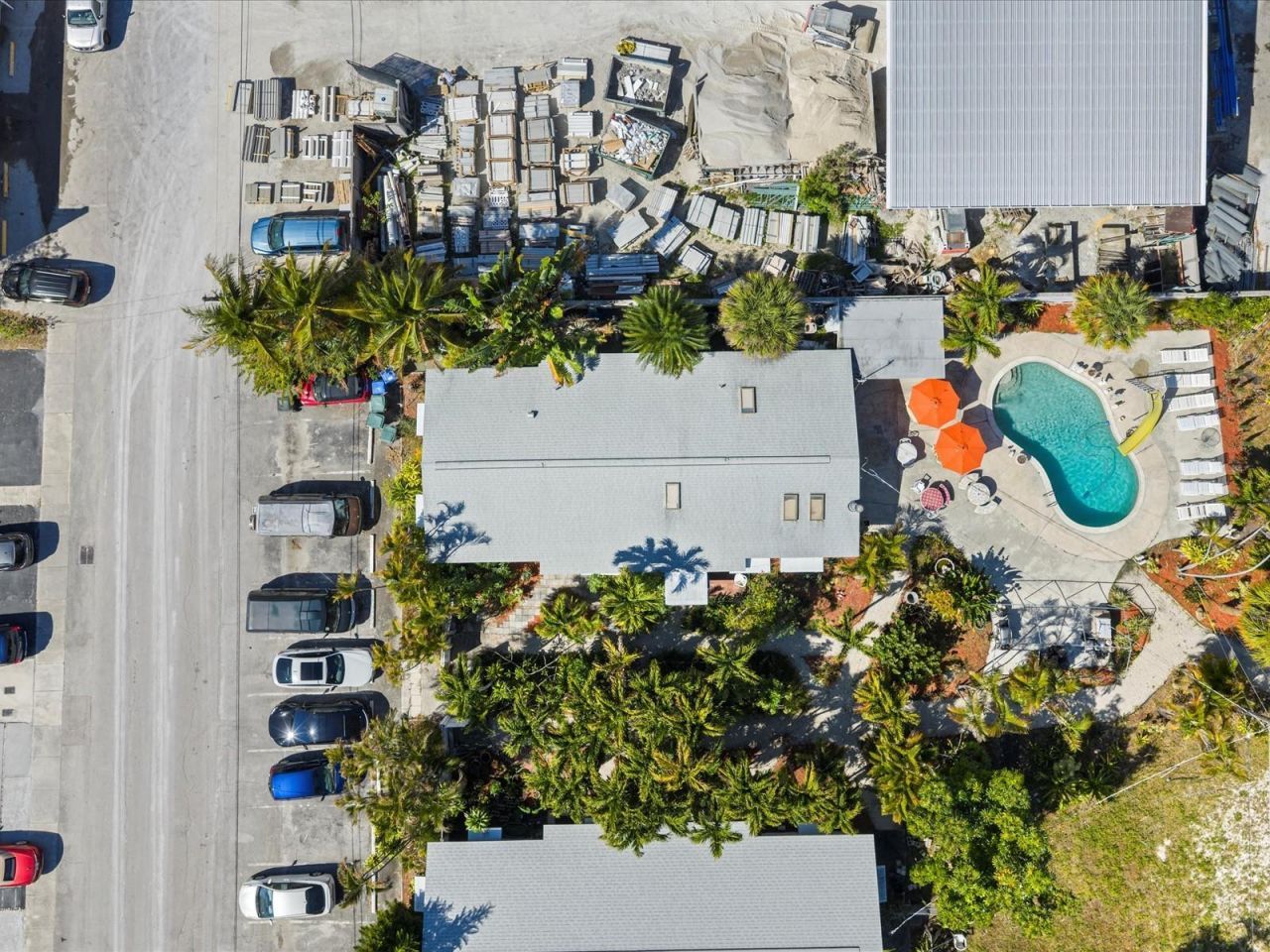 560-564 NE 34th Street, Oakland Park, FL 33334 Photo