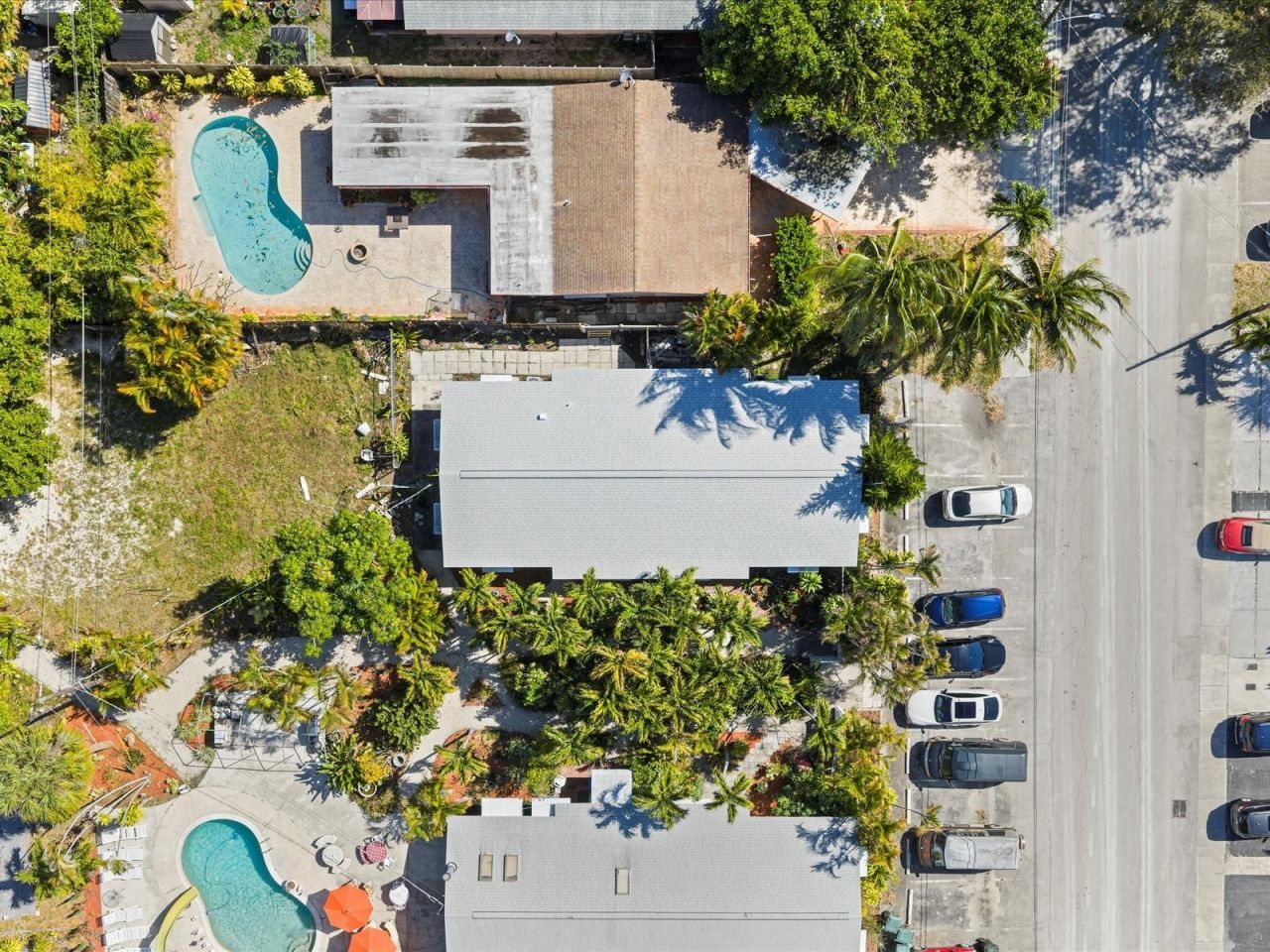 560-564 NE 34th Street, Oakland Park, FL 33334 Photo