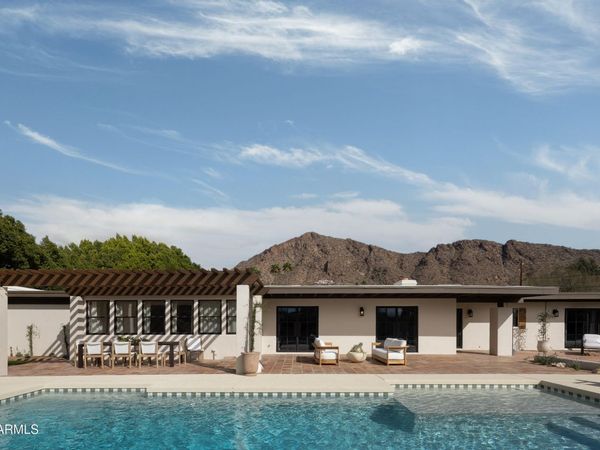 5501 E CAMELBACK Road, Phoenix, AZ 85018