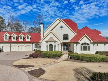 6525 Garrett Road, Buford, GA 30518