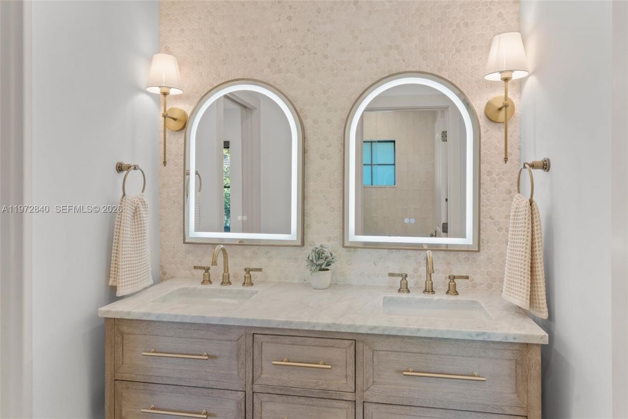 16889 SW 73rd Ct , Palmetto Bay, FL 33157 Photo