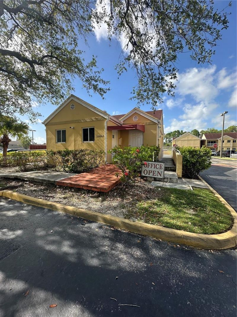 13810 SW 112th St , Unit 110, Miami, FL 33186 Photo