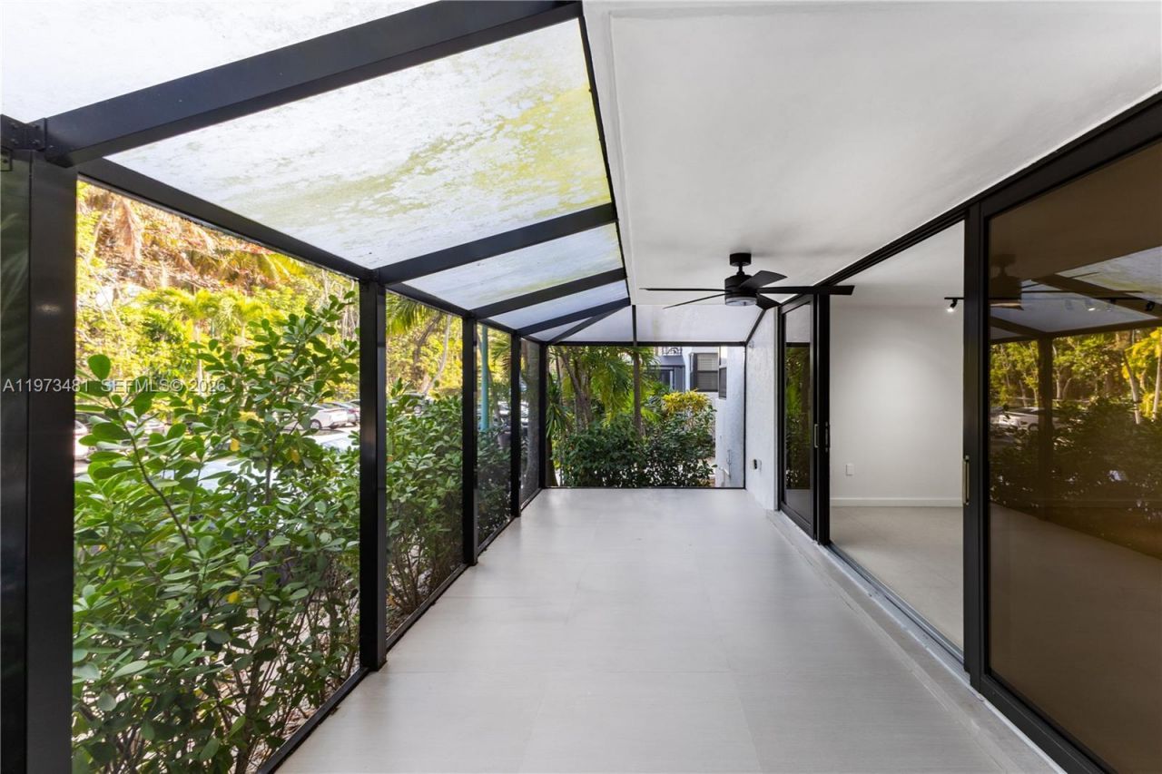 101 Ocean Lane Dr , Unit 1012, Key Biscayne, FL 33149 Photo