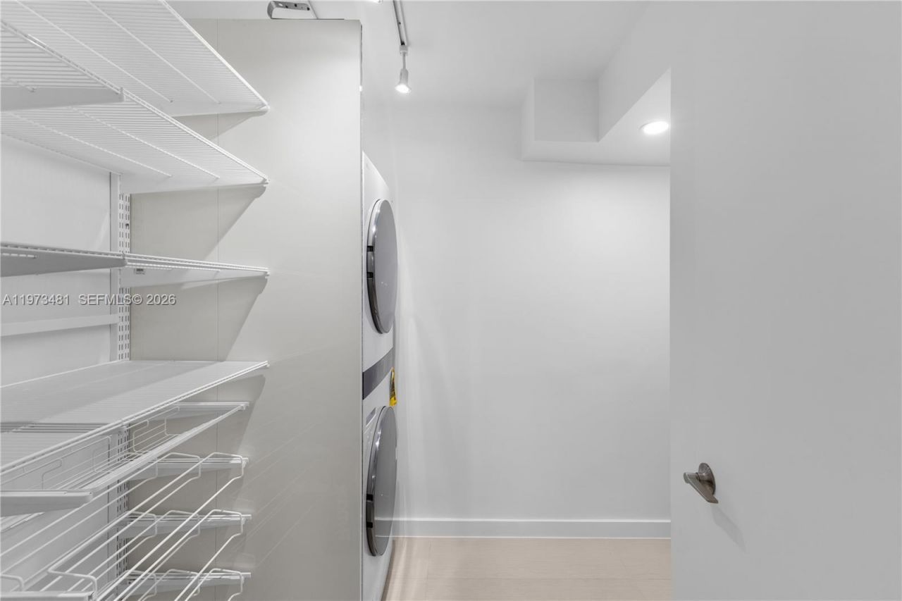 101 Ocean Lane Dr , Unit 1012, Key Biscayne, FL 33149 Photo