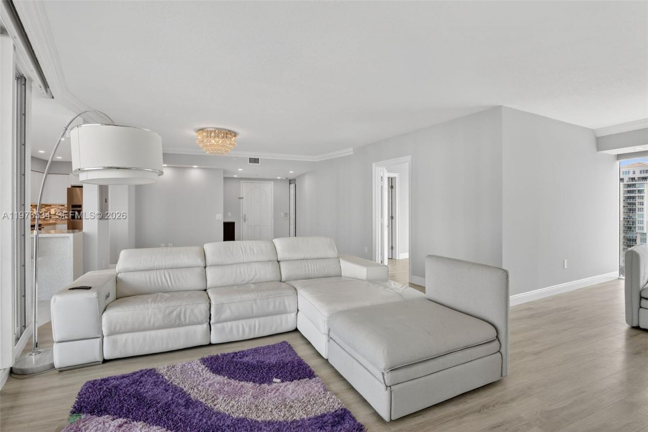 3370 Hidden Bay Dr, Unit 1501, Aventura, FL 33180 Photo