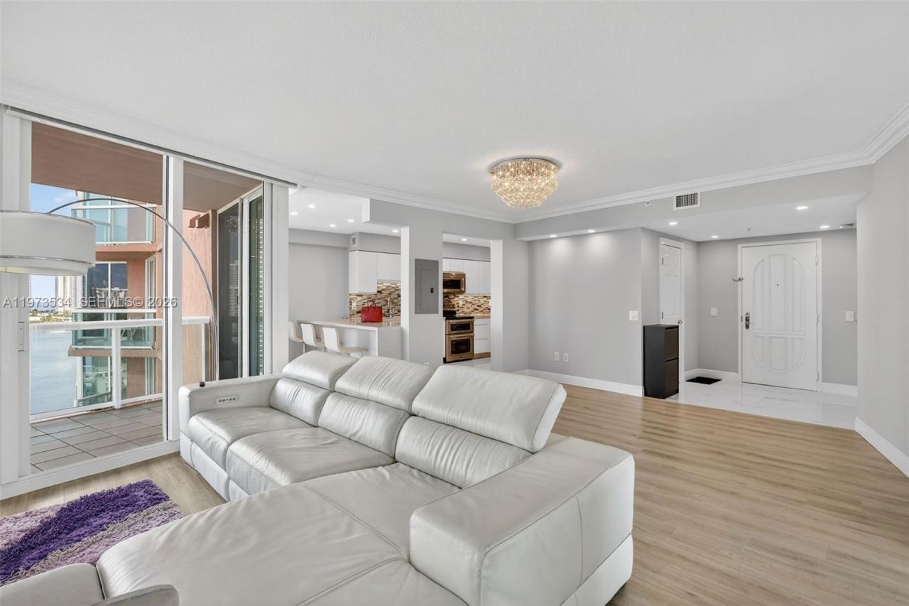 3370 Hidden Bay Dr, Unit 1501, Aventura, FL 33180 Photo