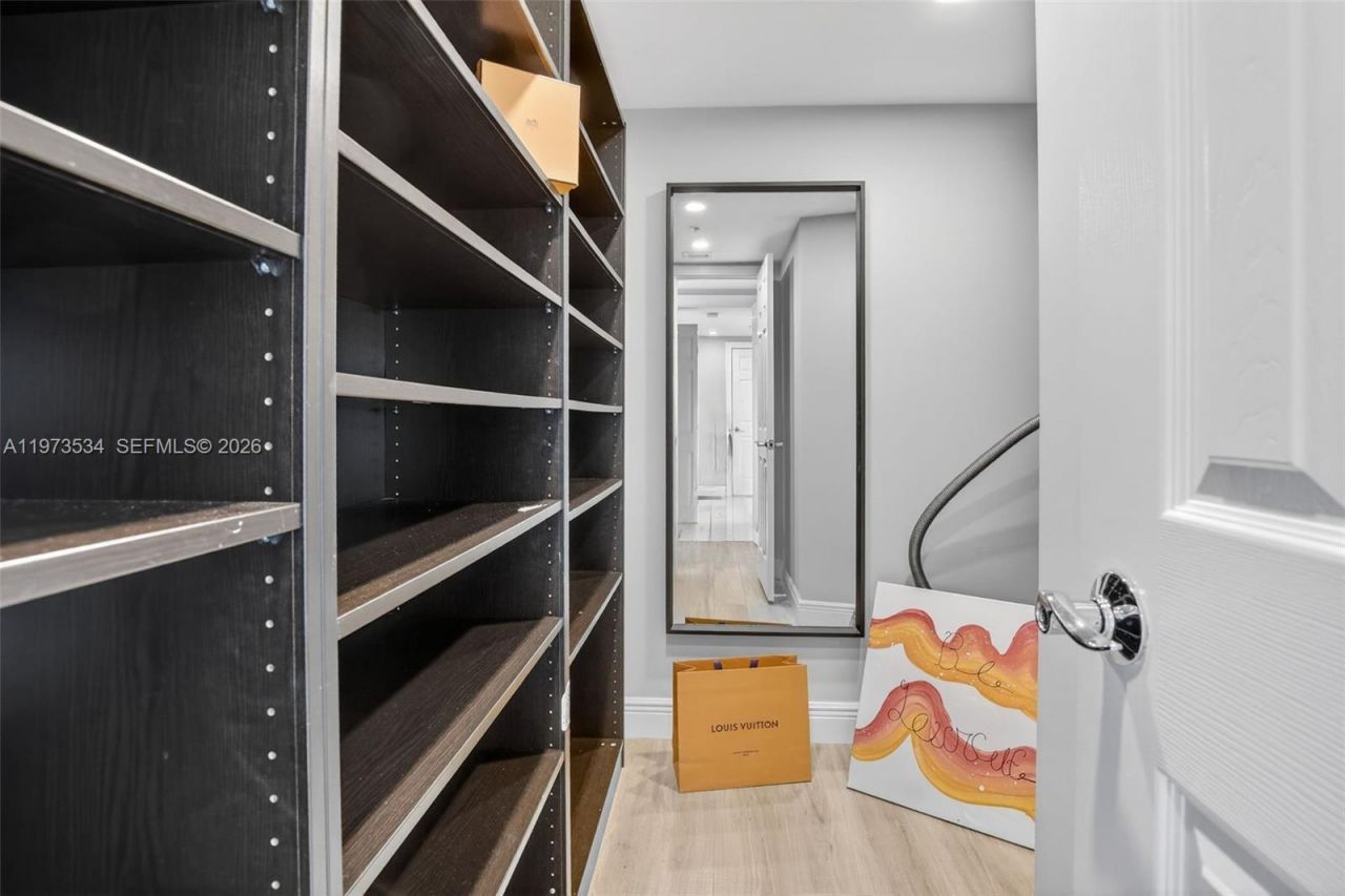 3370 Hidden Bay Dr, Unit 1501, Aventura, FL 33180 Photo