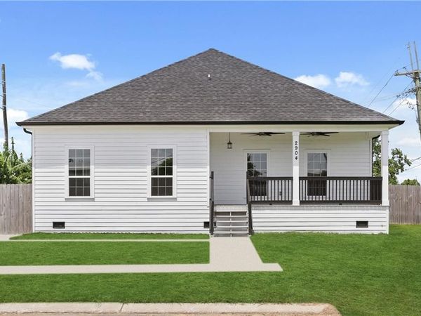 2904 PIRATE Drive , Chalmette, LA 70043